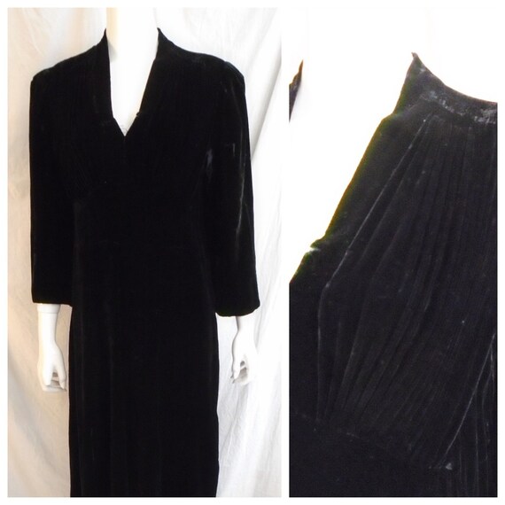 Vintage 1930s Dress Black Velvet Large Size Dress