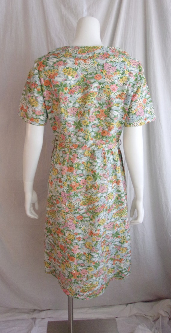 Vintage 1950s Dress Rainbow Floral Print Rayon Dr… - image 6