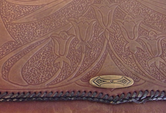 Vintage 1920s Purse Brown Leather Tooled Clutch P… - image 2