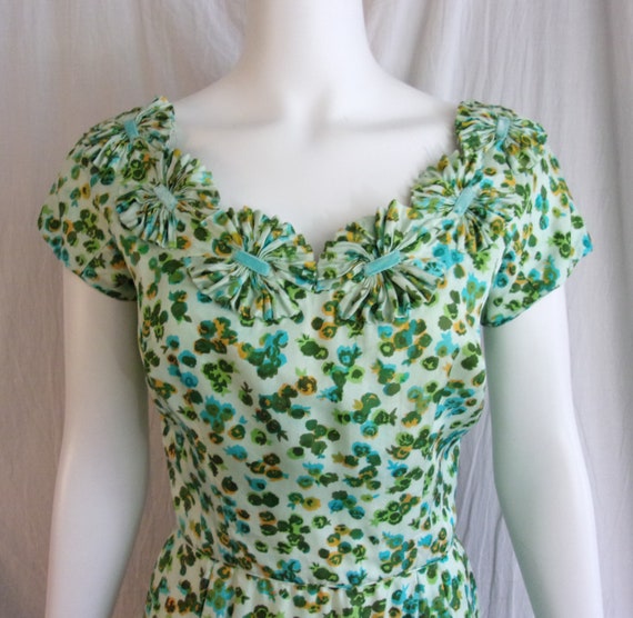 Vintage 1950s Dress Silk Print Floral Wiggle Dres… - image 4