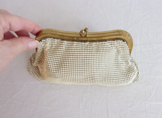 Vintage 1950s Purse Cream Metal Mesh Clutch Whiti… - image 1