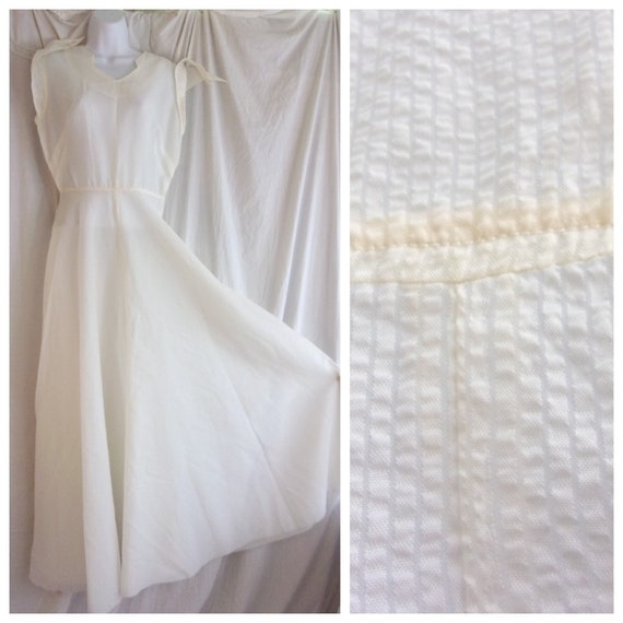 Vintage 1940s Dress White Seersucker Maxi Sheer N… - image 1