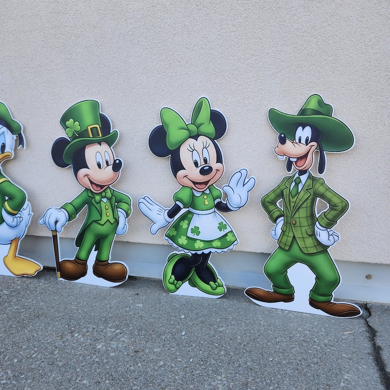 Saint Patrick's Day Mickey & Friends Standee | Minnie Mouse Cutout | Saint Patricks | outdoor decor Lawn yard Sign st Patrick's Daisy Goofy bild 4