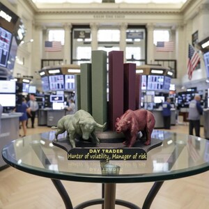 Desk Organizer - Stock Market - Day Trader Gift, Bull & Bear Bild 7