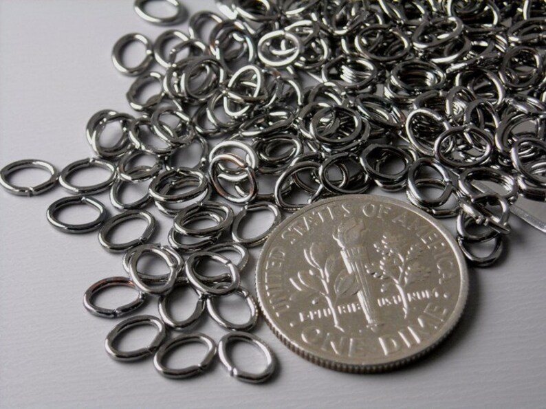 Sturdy Open Cut Oval Jump Rings, Gunmetal Tone Plated, 6mmx4mm, 22 gauge 50 pieces image 1