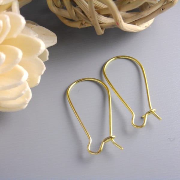 Small Kidney Hoops, Gold Tone Plated, 28mmx12mm - 30 pieces