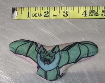 Handmade Cat Toy – Catnip & Crinkle Plush | Magical Bat Toy for Cats