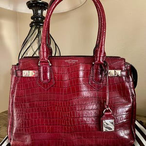 Henri Bendel Handbag - Etsy display picture 3