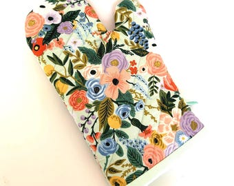 Handmade Oven Mitt - Floral on Mint Oven Glove – Cottage Chic Kitchen Homeware