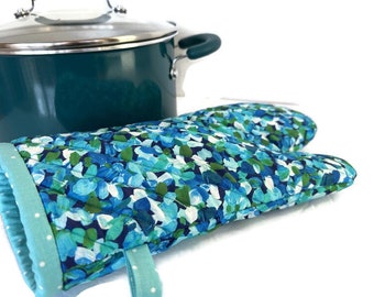 Blue Floral Oven Mitt, Gift for Mom