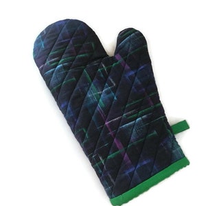 Oven Mitt, Gift for Foodie, Abstract Indigo and Emerald Oven Glove, Northern Lights
