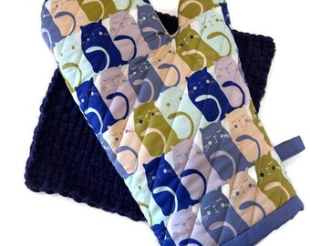 Oven Mitt and Potholder Set, Gift for Cat Mom