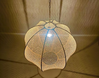 Handwoven Raffia Lampshade – Moroccan Wicker Pendant Light for Natural Decor