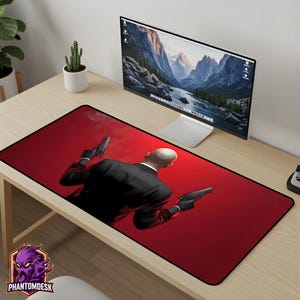 Hitman musmatta Agent 47 - Skrivbordsmatta Assassin Gaming musmatta, Röd estetisk skrivbordsmatta, XL musmatta, Stor skrivbordsmatta, Gamer Setup-present