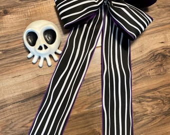 Haunted Mansion Holiday Bow & Skull Set