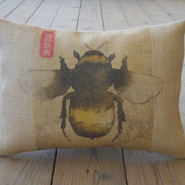 Bumble Bee Burlap Pillow, Shabby chic,  Bee Decor, Farmhouse Pillows, B7,  INSERT INCLUDED