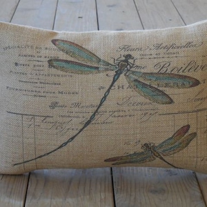 Dragonfly Pillow, Farmhouse Pillows,  Burlap Dragonfly Pillows, Boho Chic Pillow, Cottagecore Decor, Fixer Upper Style