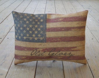 Vintage American Flag Burlap Pillow Cover - 16x16 Inch Patriotic Decor