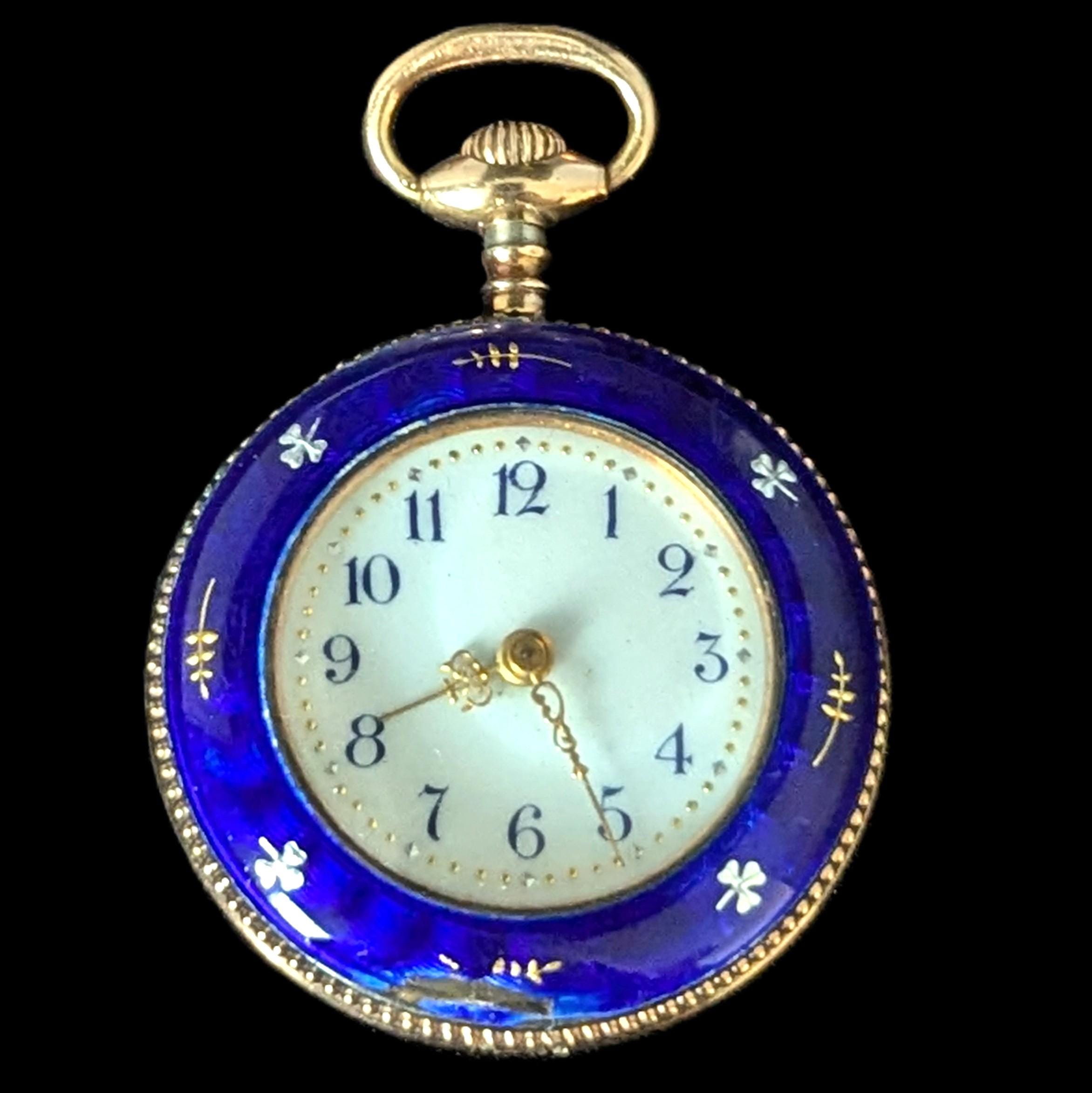 Vintage Vienna Womens Watch Gold Tone Blue Gemstone Bezel 32mm New Battery 8.25\
