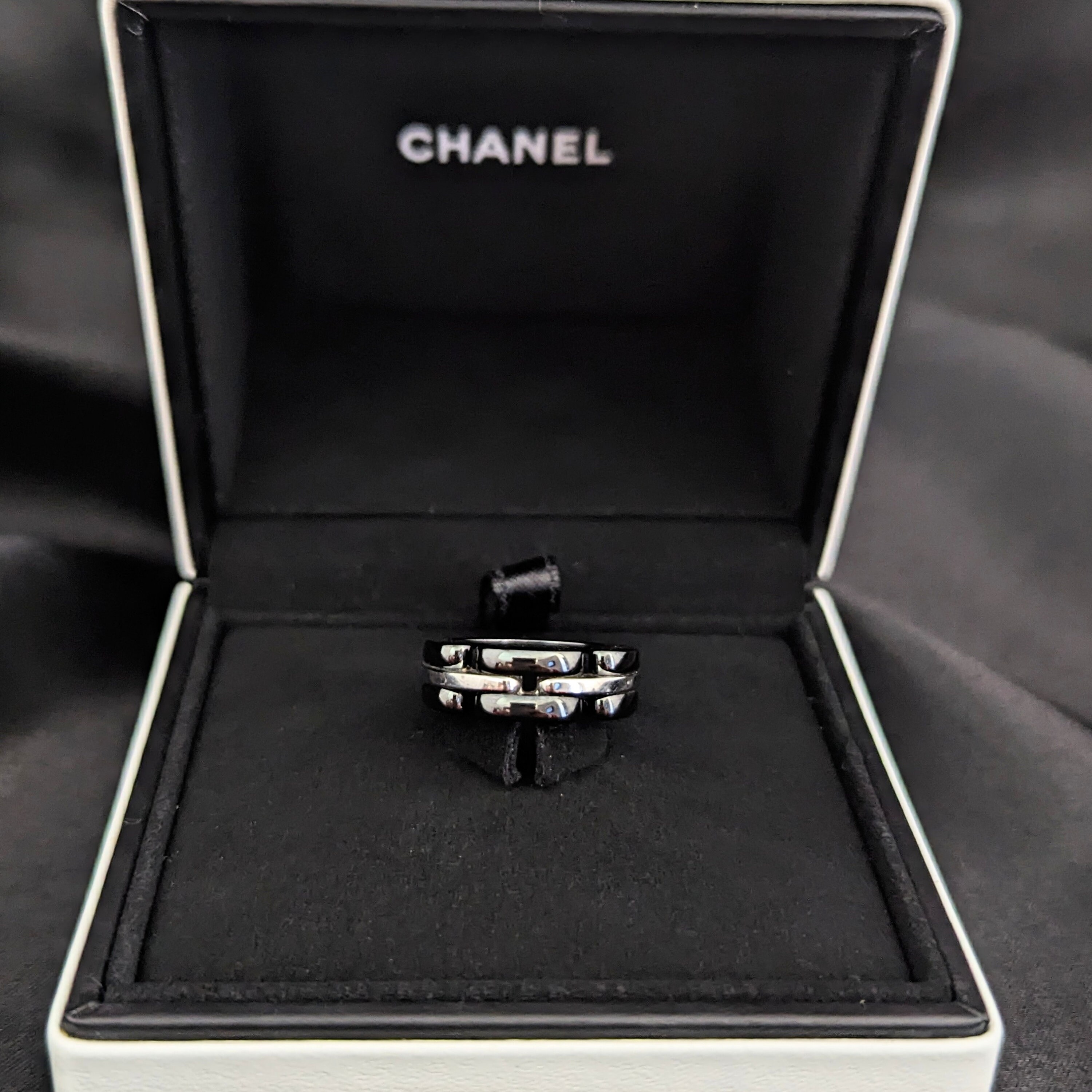 CHANEL Ultra 18k White Gold Black Ceramic Ring Estate With