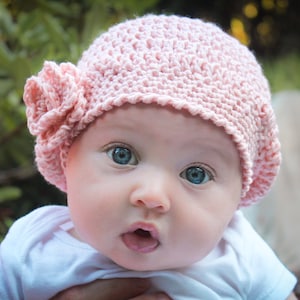 Patroon gehaakte baret: 'Jayda Rose Beret', gehaakte muts, gehaakte bloem, pasgeborene tot volwassene