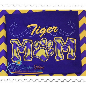 Tiger Mom Applique with a Twist Paw image 1