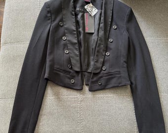 Material Girl NWT Svart Beskuren Smokingkavaj Dubbelknäppt Jacka Storlek M