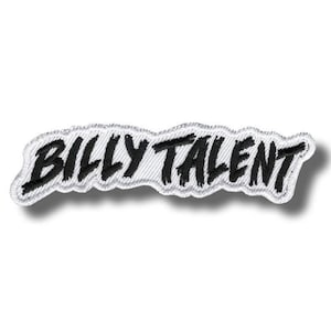 Può includere: Toppa ricamata con la scritta "BILLY TALENT" in lettering nero stilizzato. La toppa ha uno sfondo bianco con un bordo nero e un effetto ombra. Forma rettangolare.