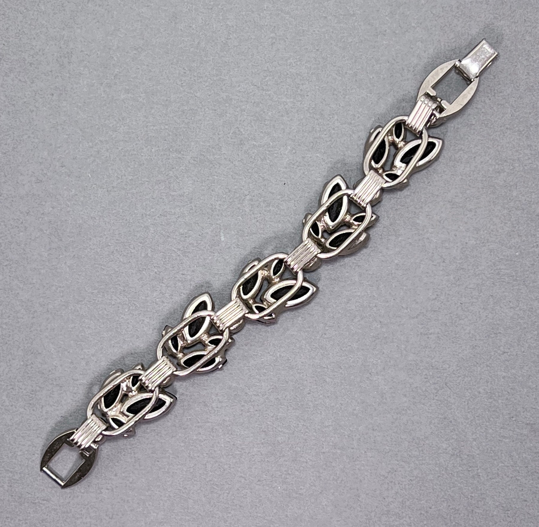 Bracelet Clamper Vintage D&E Juliana Années 1950 - Strass Noir Et Blanc - Excellent état