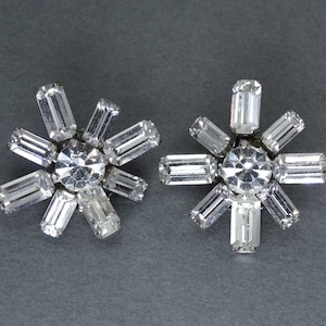 Sparkly Vintage Rhinestone Crystal Earrings - Unsigned Schreiner - Dazzling!
