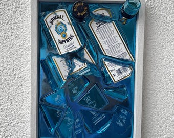 broken bottle art - bombay gin - gift ideas gin lovers - gift for gin lovers - birthday present gin - gin lovers - unique gifts gin