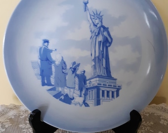 Vintage Statue of Liberty Commemorative 100 Year Dedication Plate The Union Bank Company Collectible Americana Dated 1985