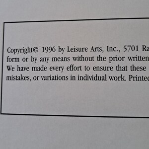 以下が含まれることがあります： Copyright&copy; 1996 by Leisure Arts, Inc., 5701 Ra form or by any means without the prior written We have made every effort to ensure that these mistakes, or variations in individual work. Printec
