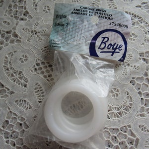 Boye Carbone Rings Five (5) Wrights New Old Stock 2 Inch (50MM) White Curtain Rings Crafts Sewing