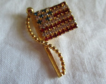 Stars & Stripes Vintage Flag Brooch Patriotic American Flag Brooch