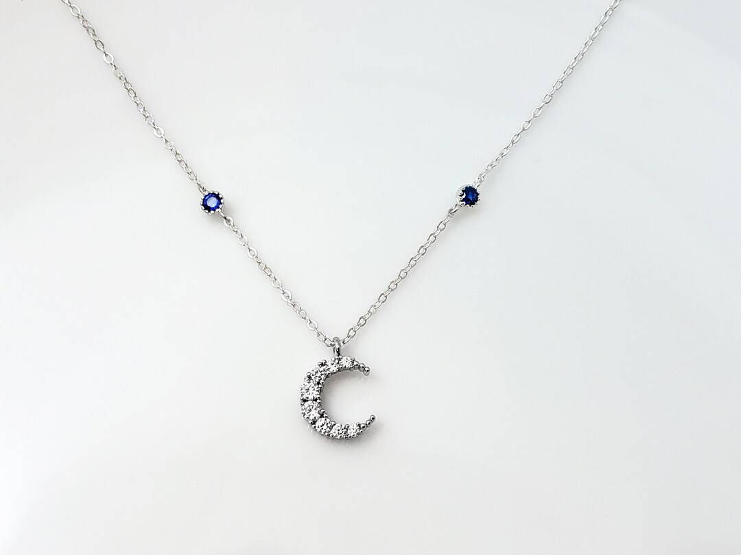 Lunafreya Necklace, Final Fantasy XV, Gamer Girl’s Necklace, Crescent