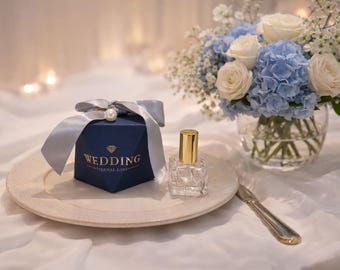 Caja de regalo de boda personalizada / Mini frasco de perfume, tapa dorada