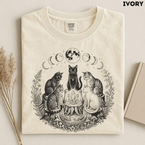 Camiseta de aquelarre de gatos, camiseta de gato bruja, camiseta mística de gato negro, regalo para mamás de gatos, camiseta de fase lunar celestial, regalo gótico cottagecore para amantes de los gatos imagen 6