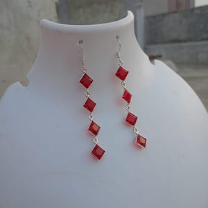 Ręcznie robione kolczyki z kwarcu rubinowego, biżuteria ze srebra próby 925 z kamieniami szlachetnymi o szlifie kwadratowym