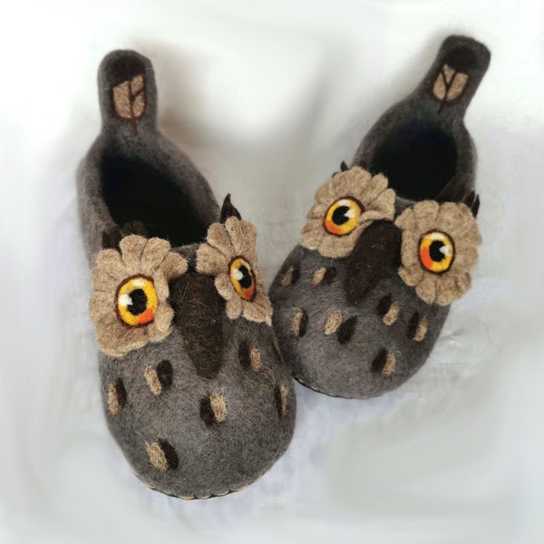 Felted Owl Slippers - Gray Wool Slippers - Gift for Owl Lovers