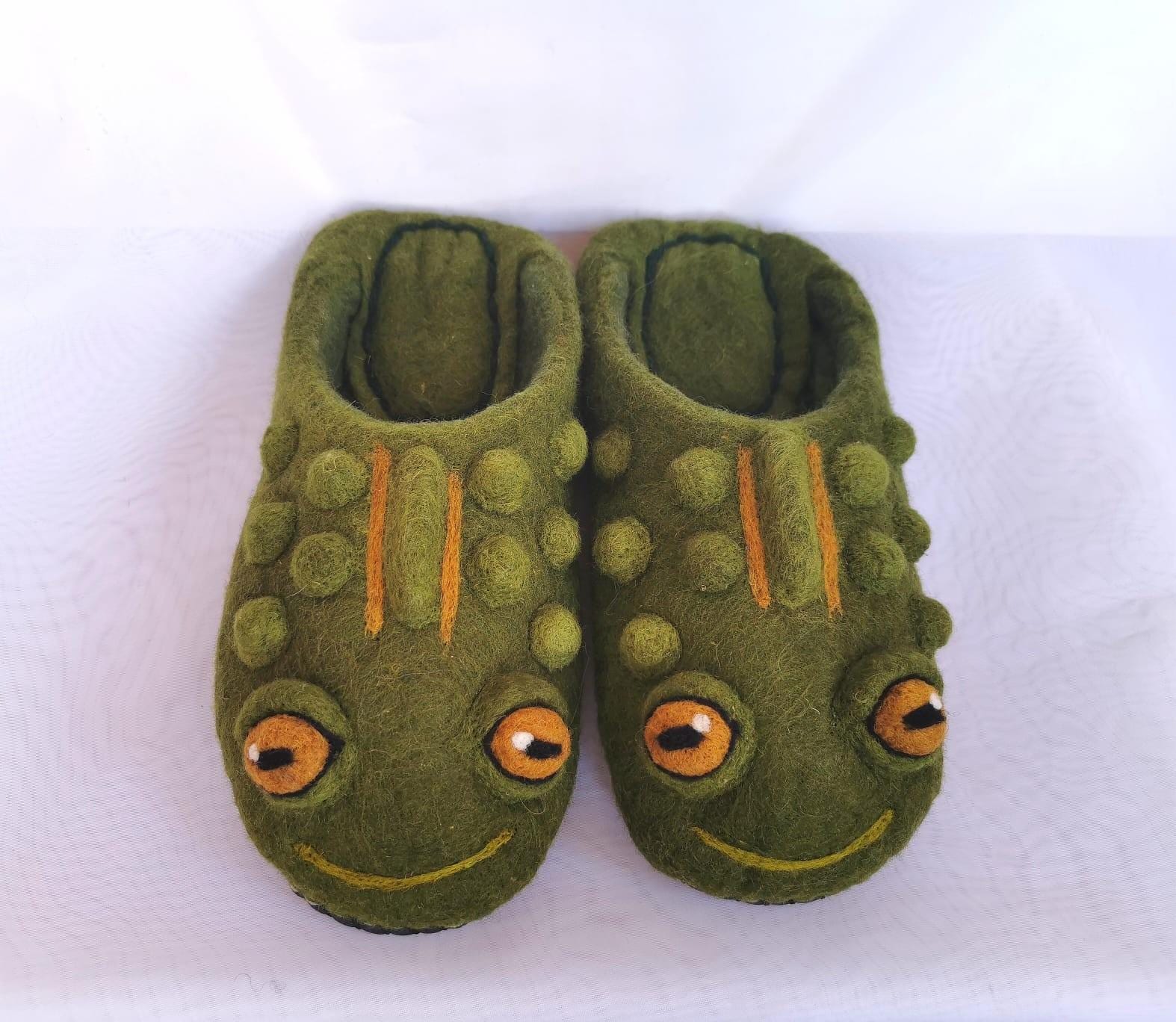 Ugly Slippers Canada