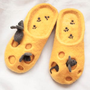 Felted women's slippers with mice - Women's yellow woolen slippers - mouse slippers in cheese - funny gift