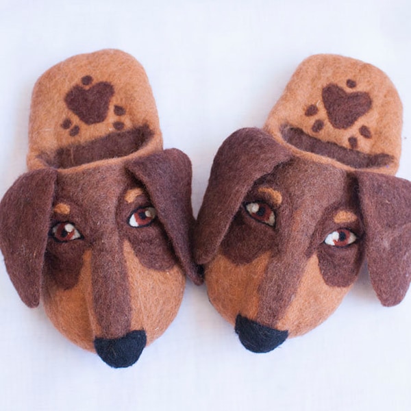 Felted  slippers/ unisex slippers/ slippers/ dog lovers gift/ felted slippers/ wool slippers/ dog slippers/ German badger-dog dachshund