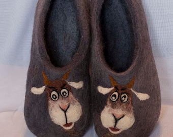 Chaussons pour hommes feutrés avec chèvre - Chaussons pour hommes gris - Cadeau pour les amateurs de chèvre