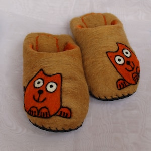 Wolvilten pantoffels voor kattenliefhebbers/cadeau voor kattenmoeder/pantoffels gemaakt van natuurlijke wol met katten