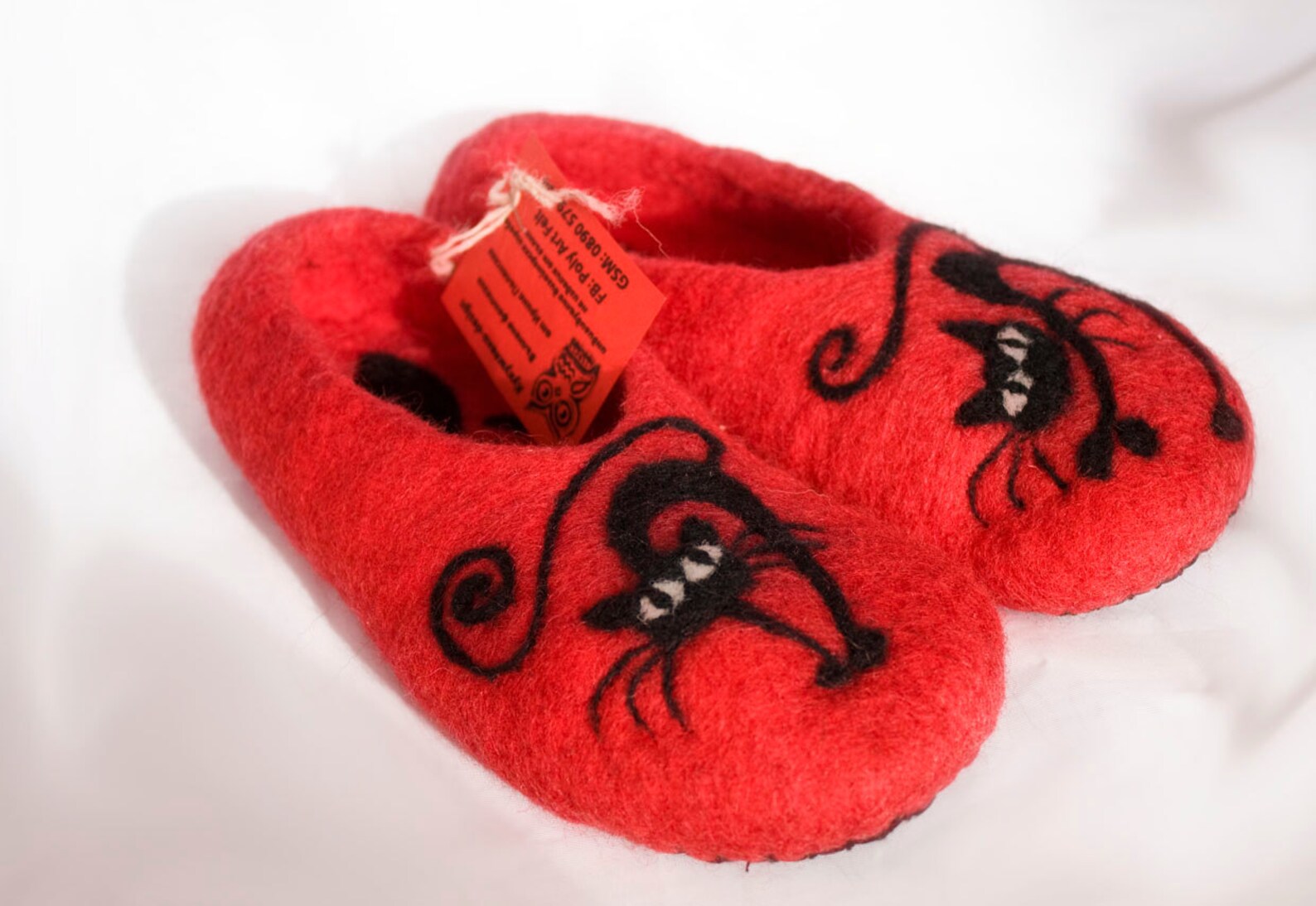 felt cat slippers