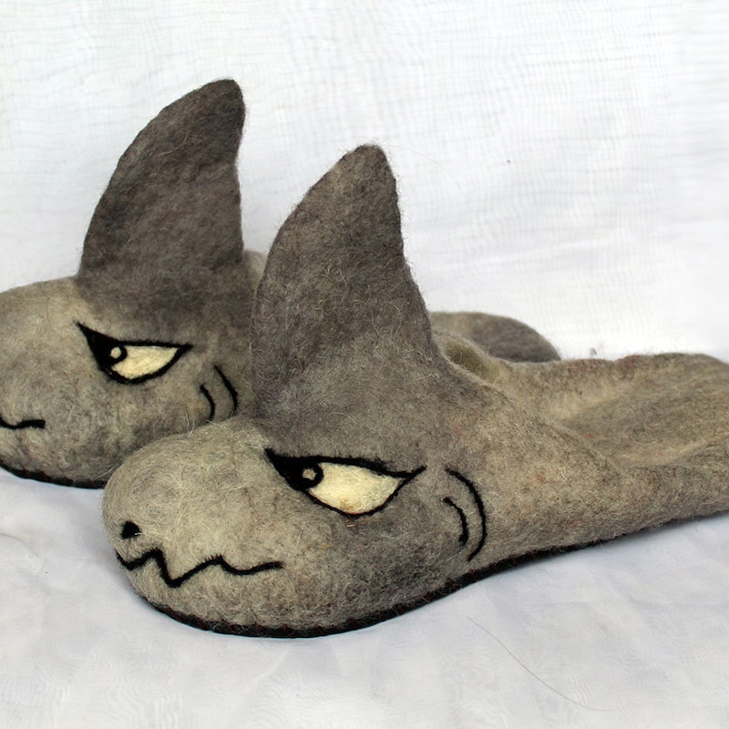 mens shark slippers