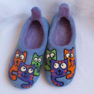 Gevilte pantoffels voor vrouwen met katten - cadeau kattenliefhebber - thuisschoenen dames - wollen damesschoenen