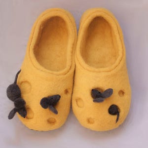 Felted women's slippers with mice - Women's yellow woolen slippers - mouse slippers in cheese