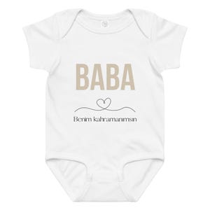 Babybody kortärmad Baba Benim Kahramanımsın turkiska, present/ Hediye